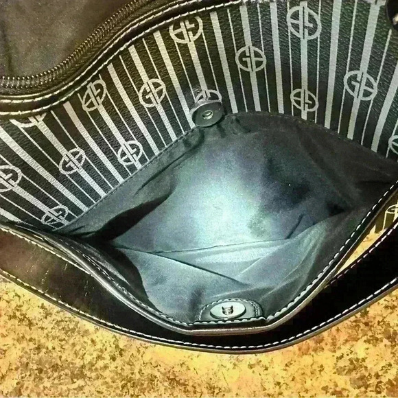 Giani Bernini Black and Gray Shoulder Bag. One Handle.  Very Clean Bag. EUC - Picture 11 of 16